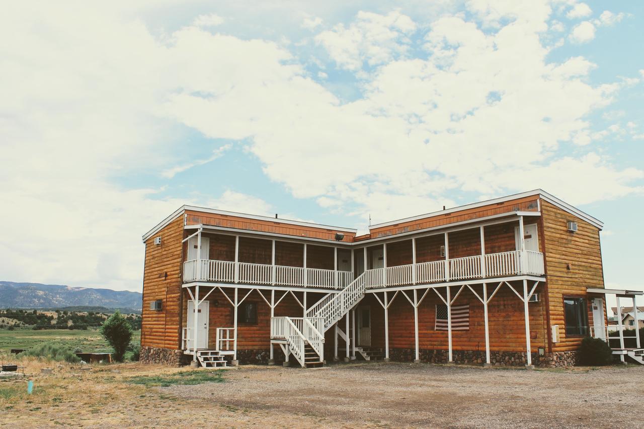 The Riverside Ranch And Rv Park Southern Utah Motel